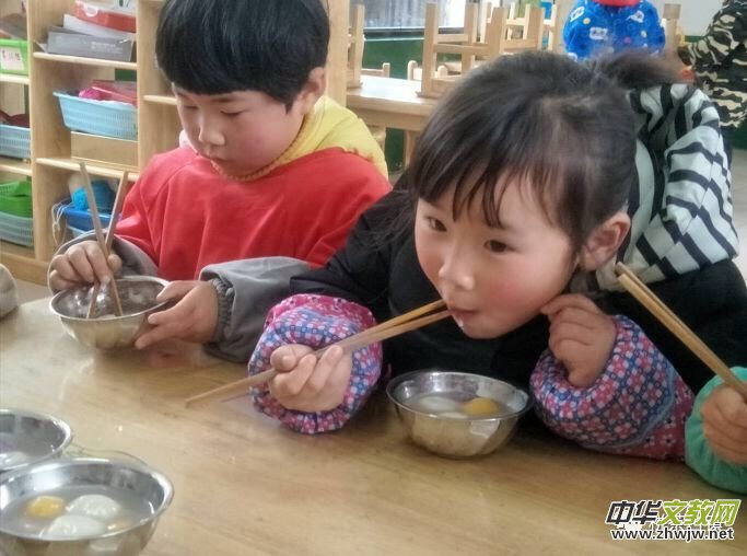 江蘇如東縣栟茶幼兒園元宵節(jié)活動“鬧”大了！