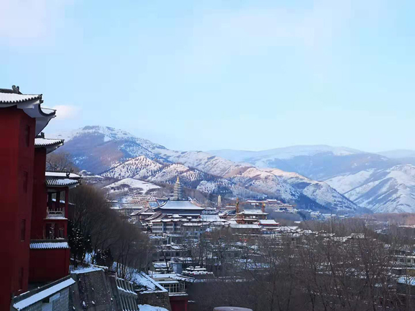 雪中五臺(tái)山