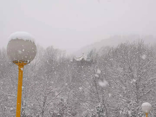 雪中五臺(tái)山