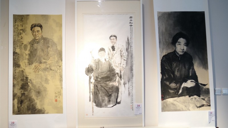 全球華人書(shū)法大展暨中國(guó)徐悲鴻畫(huà)院成立30周年國(guó)際水墨畫(huà)邀請(qǐng)展在京開(kāi)幕