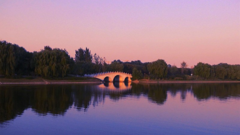 攝影：北京通州運(yùn)河公園水上風(fēng)景及畫舫游船掠影