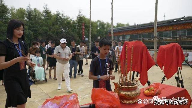 武姍姍主演同一個電影紅色劇組院線電影《微山湖小八路》開機(jī)