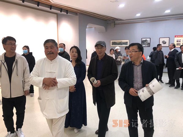 河北遵化：公共圖書館、文化館服務宣傳周暨郝麗茹中國畫作品展活動