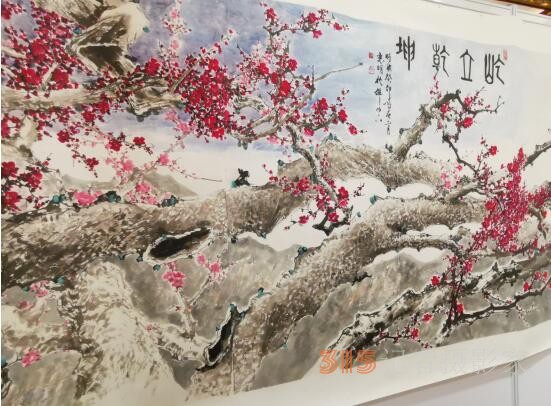 梅竹雙清見性靈：張光明教授師生書畫展在濟(jì)南齊魯紅木文化館璀璨開幕